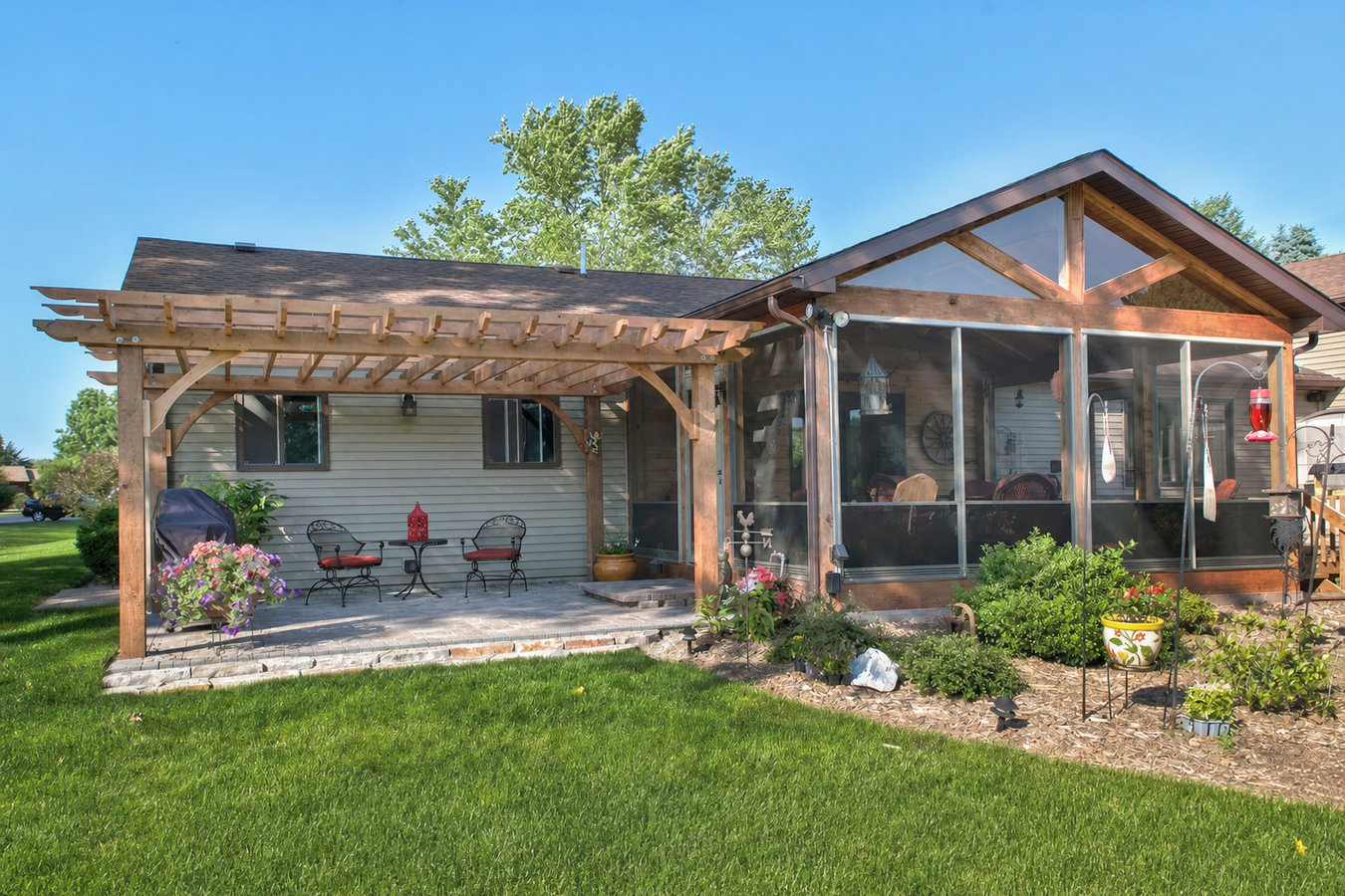 Custom Hickory Fence & Deck - custom deck builder in Hickory, NC